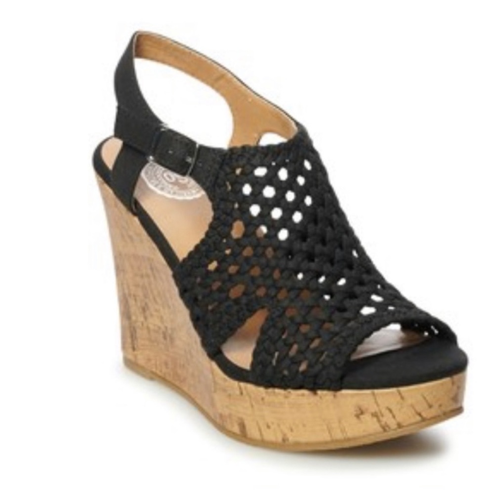 SO crocheted black wedge